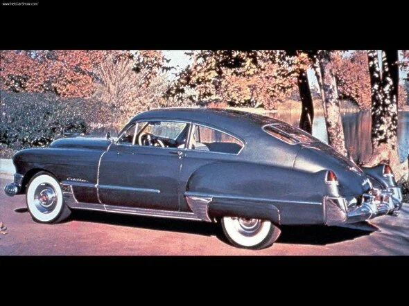 Cadillac-Coach-2-Door-(1948)-1