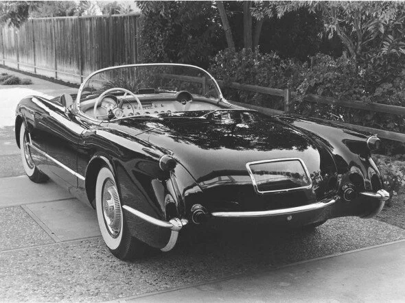 Chevrolet Corvette C1 1953 1962 1 590x442 Chevrolet Corvette C1 (1953 1962)