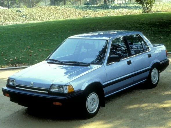 Honda Civic Sedan 1985 1 590x442 Honda Civic Sedan (1985)